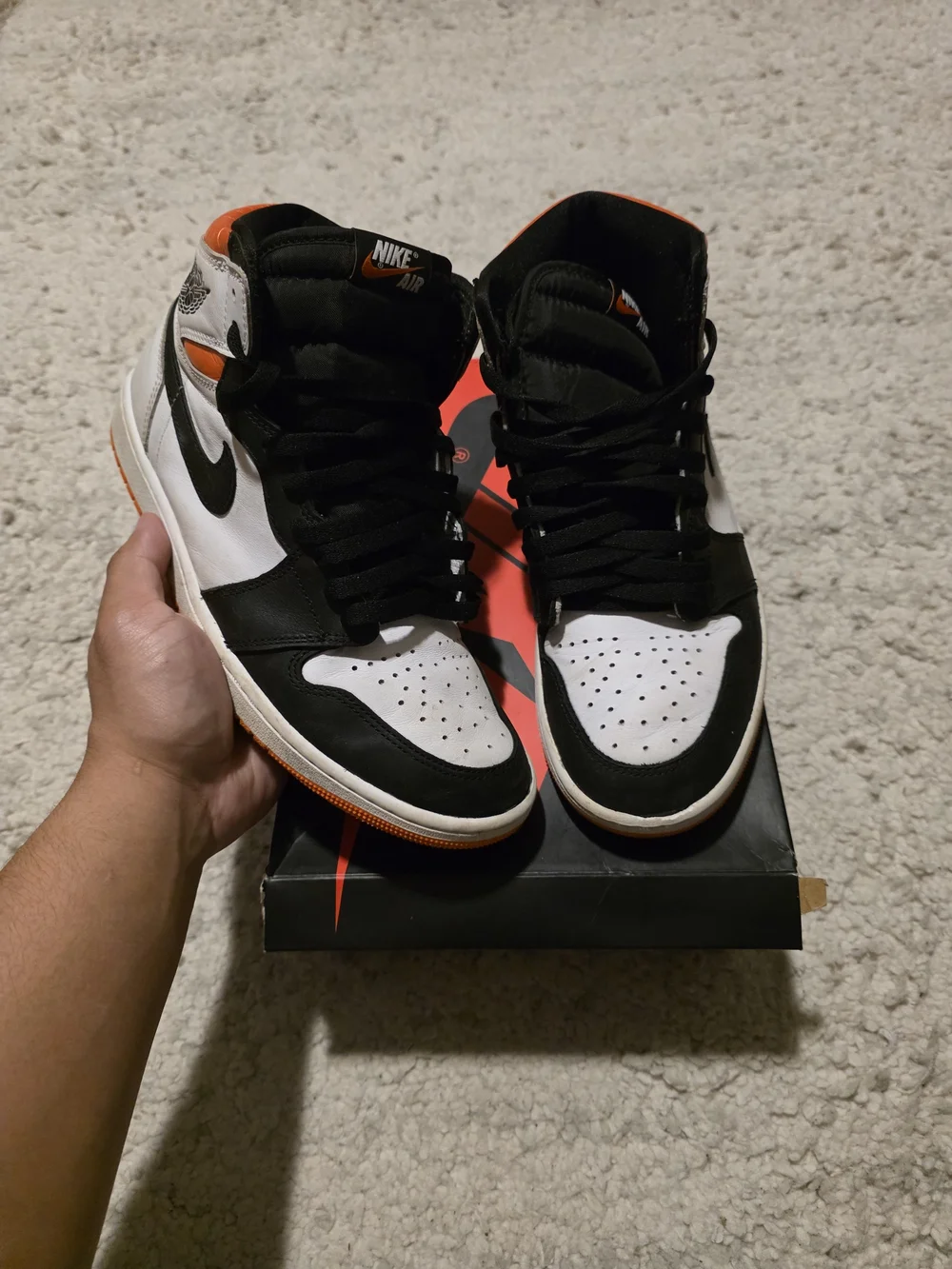 Jordan Mid - Black, White & Orange